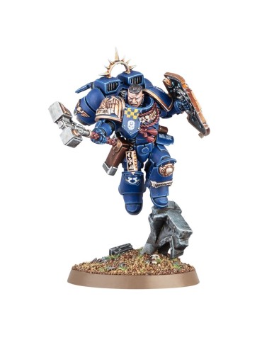 Capitán con propulsor de salto y escudo reliquia